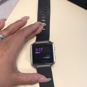 FITBIT BLAZE